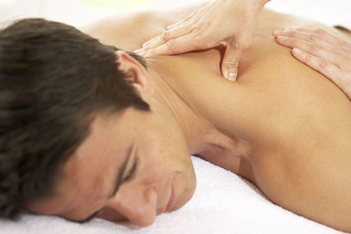 Massaaž on kasulik lülisamba kaelaosa osteokondroosi raviks ja ennetamiseks